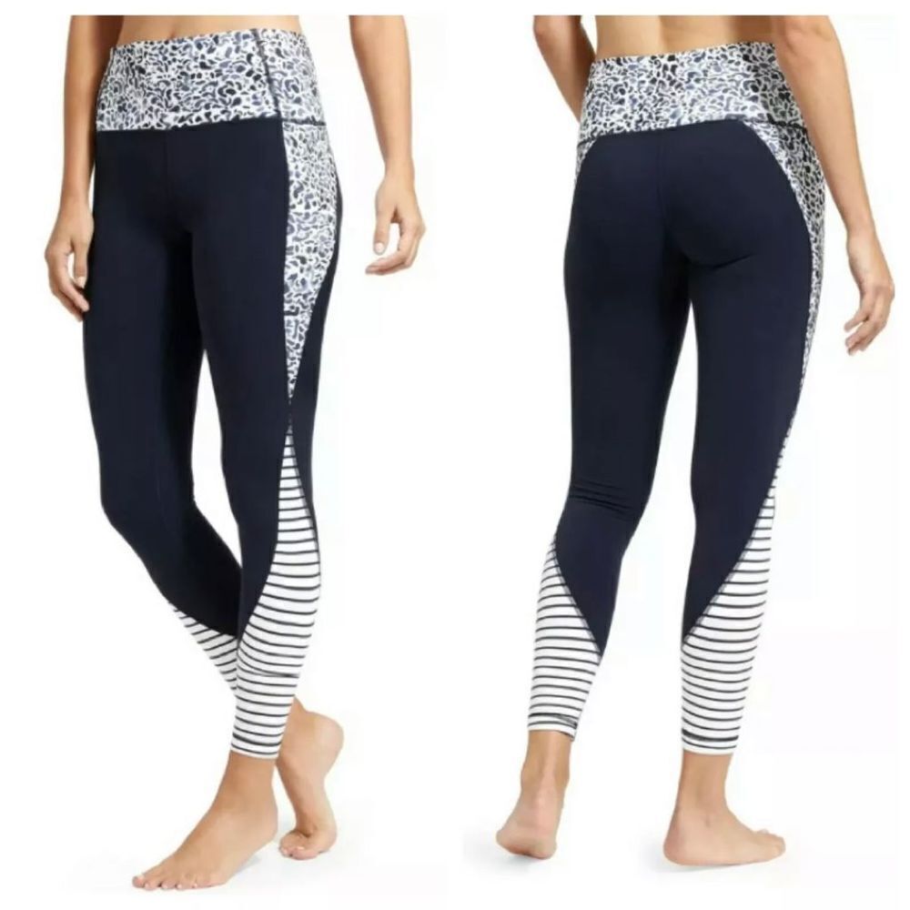 Athleta petal salutation leggings‎